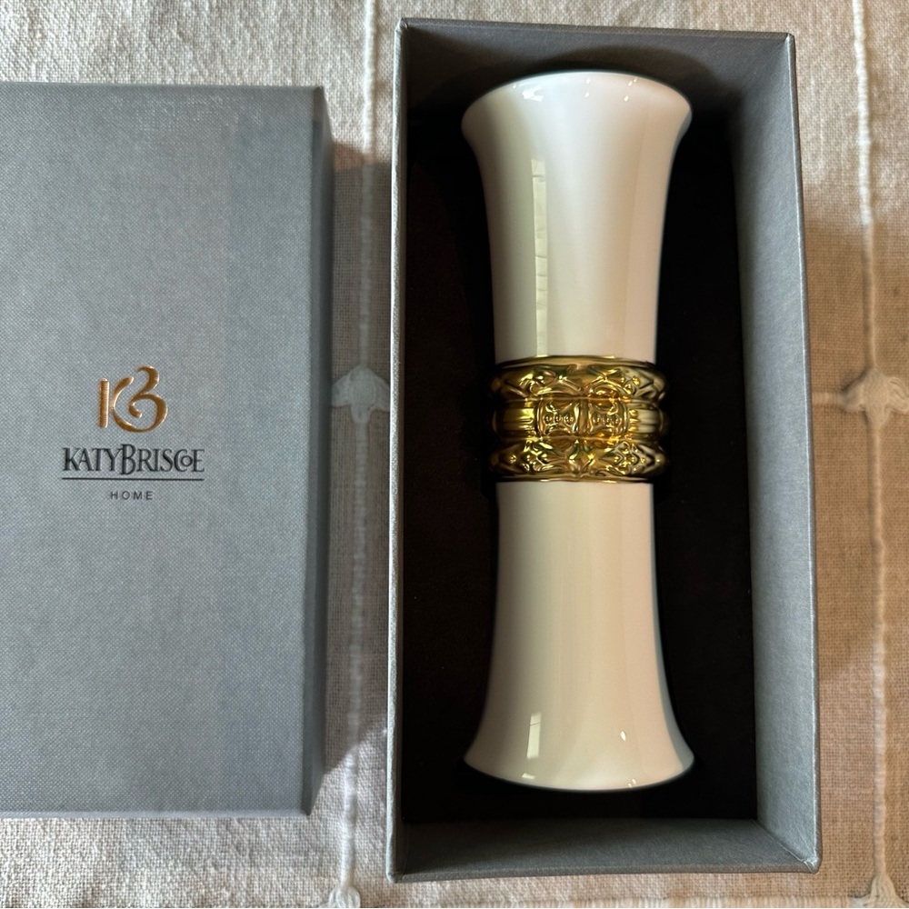 NWT Katy Briscoe | White Bone Gold‎ Trim China Porcelain Bud Vase $245